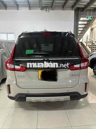 Suzuki XL7 Hybrid 7 chỗ 7496 km