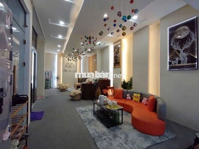  Mặt Tiền Hoa Cau 6x11m 3 Tầng Có Sẵn Cường Lực Máy Lạnh PhanXíchLong