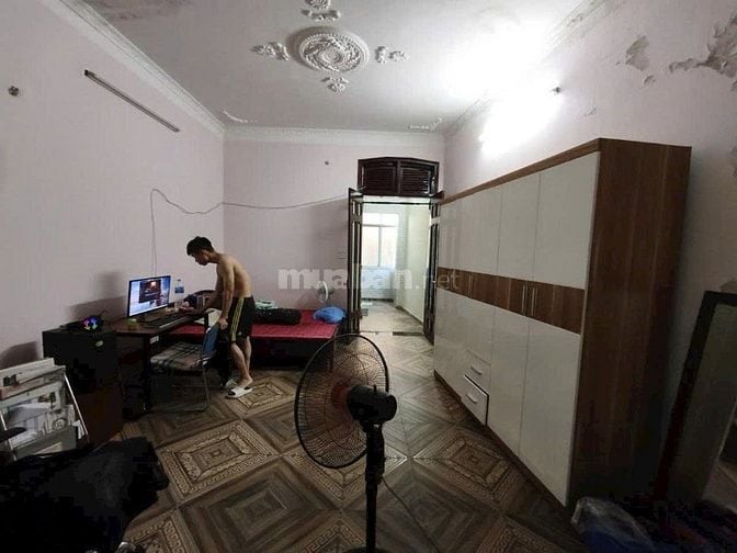 Cần tiền bán nhà đường Lĩnh Nam Hoàng Mai, đáo nợ, 48/60m² chỉ hơn 9tỷ