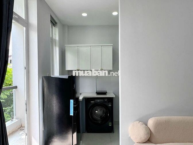Studio 35m2 Ban công-Nội thất cao cấp-Sát đh Văn Lang chỉ 6 triệu