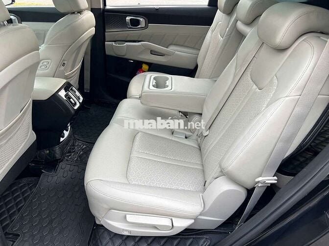 KIA Sorento Signature 2022 Dầu Tự động Đen