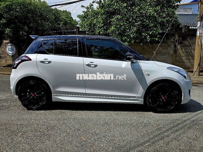 Suzuki Swift 2013 Tự động Trắng
