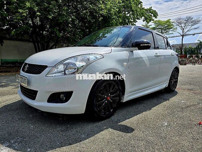 Suzuki Swift 2013 Tự động Trắng