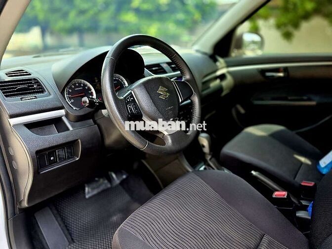 Suzuki Swift 2013 Tự động Trắng