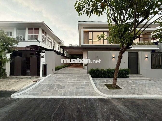 CHO THUÊ BIỆT THỰ ĐƠN LẬP MỸ PHÚ 1 PHÚ MỸ HƯNG QUẬN 7