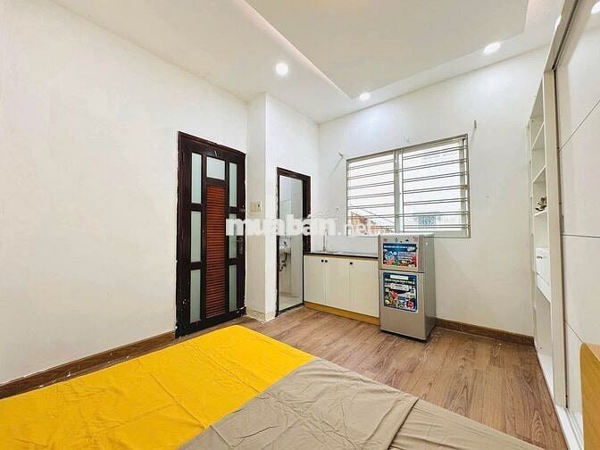 CẦN PASS PHÒNG TRUNG TÂM QUẬN 5 NỘI THẤT ĐẦY ĐỦ