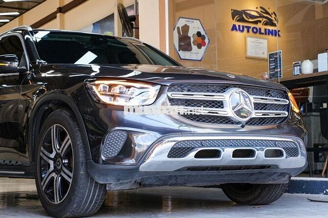 Mercedes-Benz GLC200 4Matic Model 2022 27000km