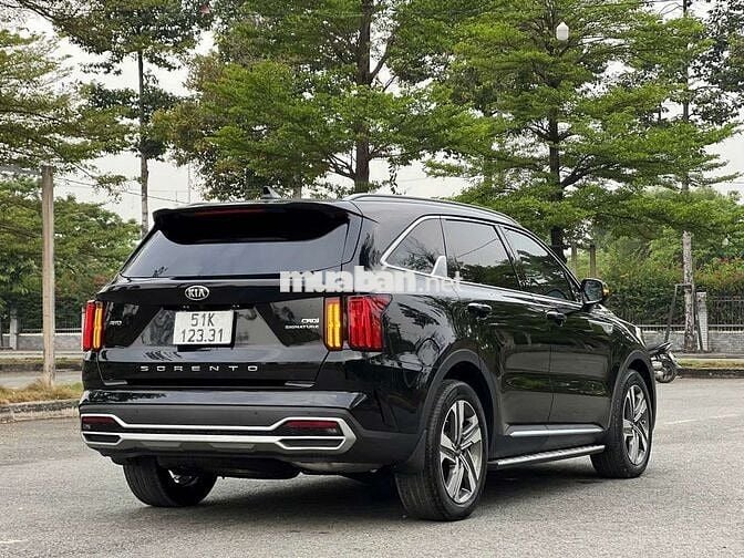 KIA Sorento Signature 2022 Dầu Tự động Đen