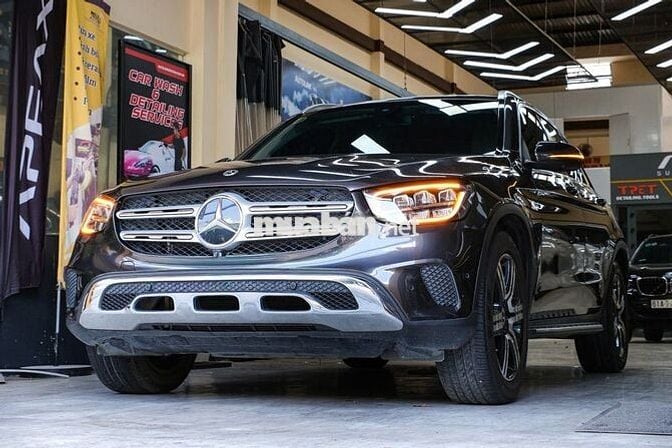 Mercedes-Benz GLC200 4Matic Model 2022 27000km
