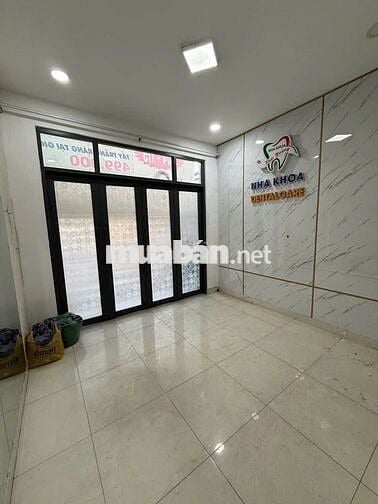  Mặt Tiền Ngay Ngã 4 Phan Xích Long và Phan Đăng Lưu 240m2 3 Lầu Mới