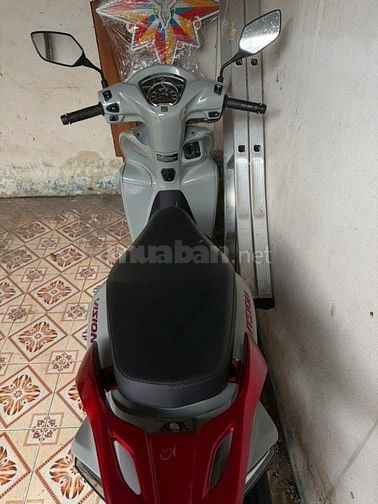 Do đi úc thường xuyên nên bán vision sport