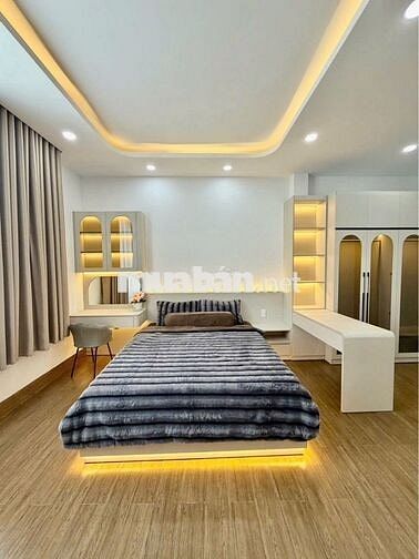Nhà Đẹp 3 Tầng lại còn rẻ ,  Huỳnh Tấn Phát , Dt 45 5 9