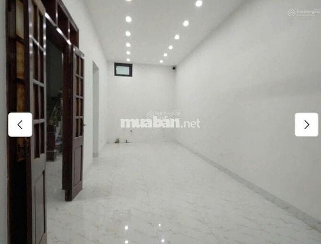 🏠 Cho Thuê Nhà 5T Sát Ô Tô Cầu Giấy, DT 60m², Thông Sàn, 22 Triệu.