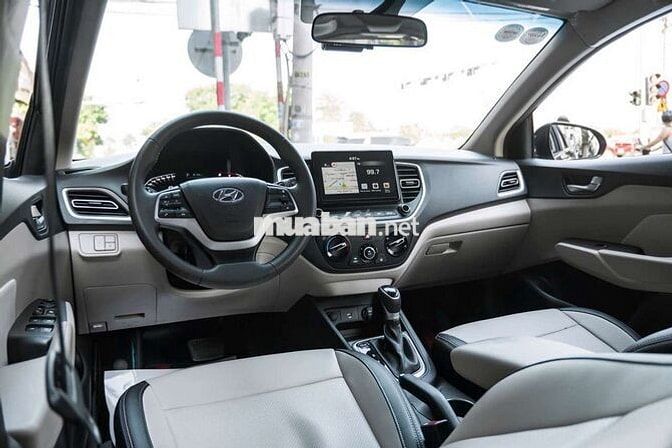Hyundai Accent AT 2023 70000 km Đen