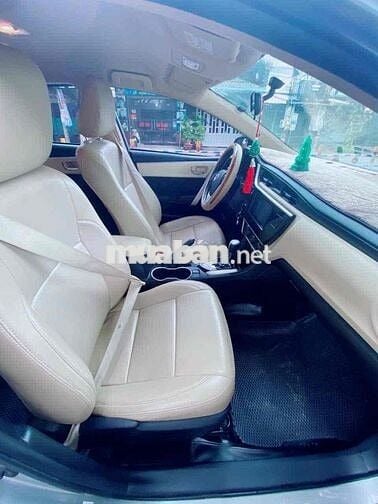 Cần ban Toyota Corolla Altis Bạc Tự động 62.000 km