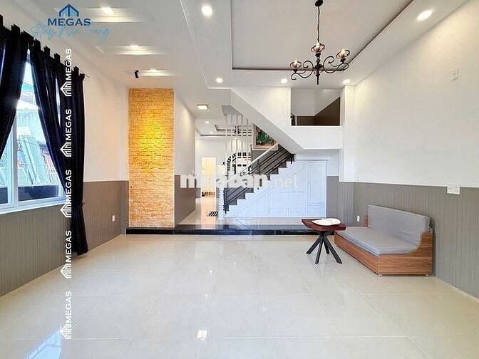 NHÀ PHỐ 3 TẦNG PHONG CÁCH ĐỊA TRUNG HẢI 4 PN FULL NT MỚI BẮC NHA TRANG