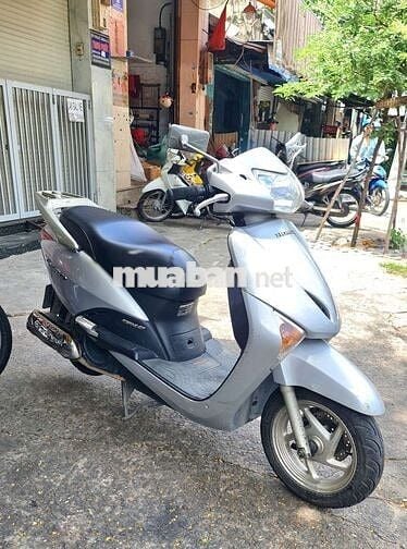 Honda Lead Bạc
