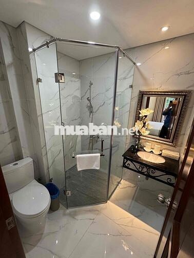 Em trống phòng này ở Sát bên Sân bay 900m Cửu Long , Tân bình