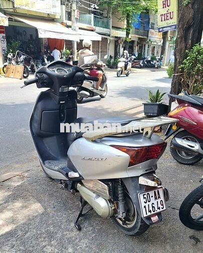 Honda Lead Bạc