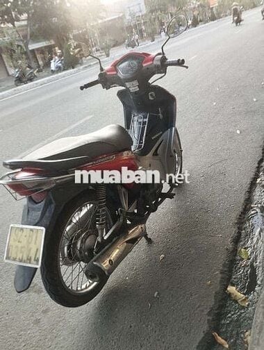 Honda Wave S110 đỏ
