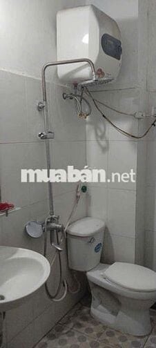phòng trọ không chung chủ có điều hoà và bình nóng lạnh