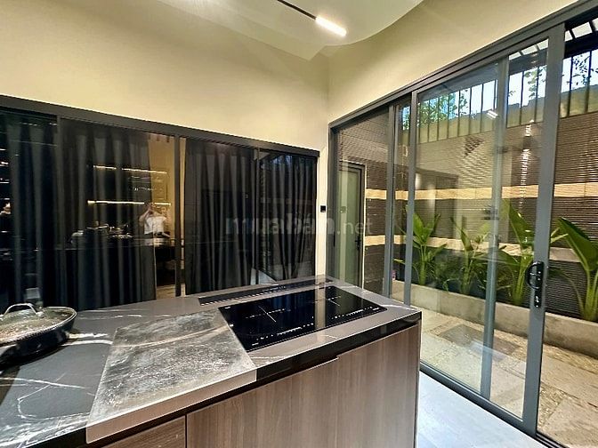 Nhà KDC xã Phước Kiển, DT:7x16 .Trệt 2 Lầu.5 phòng ngủ như hình .18 tỷ