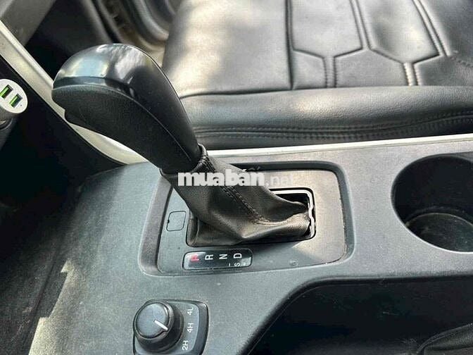 Mazda BT-50 Bạc Tự động 2 cầu