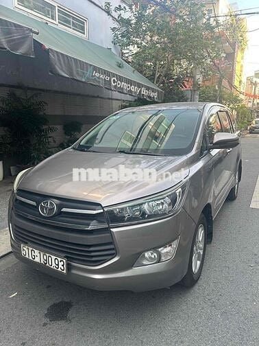 Toyota Innova 2018 màu Đồng 8 chỗ 150.000 km
