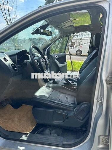 Mazda BT-50 Bạc Tự động 2 cầu