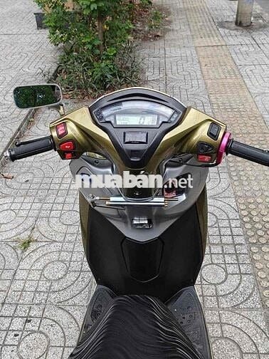 Honda Lead Vàng đồng 2Val up 4Val