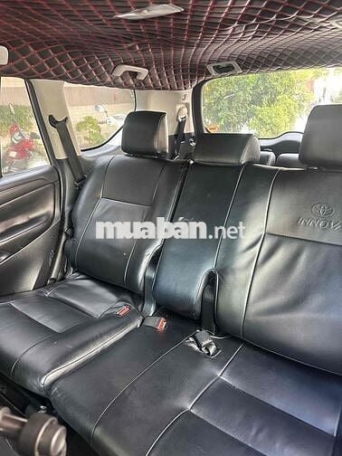 Toyota Innova 2018 màu Đồng 8 chỗ 150.000 km