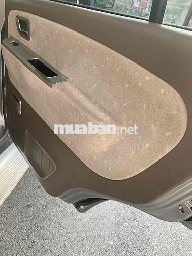 Mitsubishi Jolie Bạc Xe gia đình đời 204
