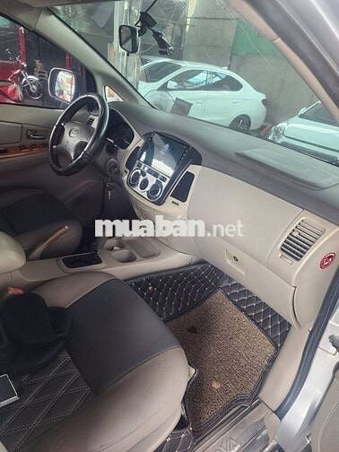 TOYOTA INNOVA V 2011 TỰ ĐỘNG 8 CHỖ 2 DÀN LẠNH