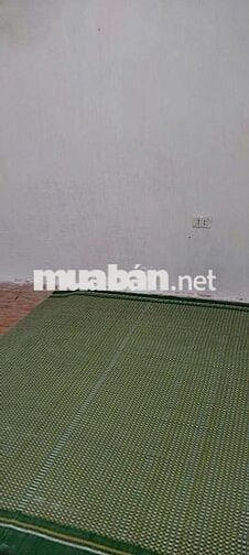 phòng trọ không chung chủ có điều hoà và bình nóng lạnh