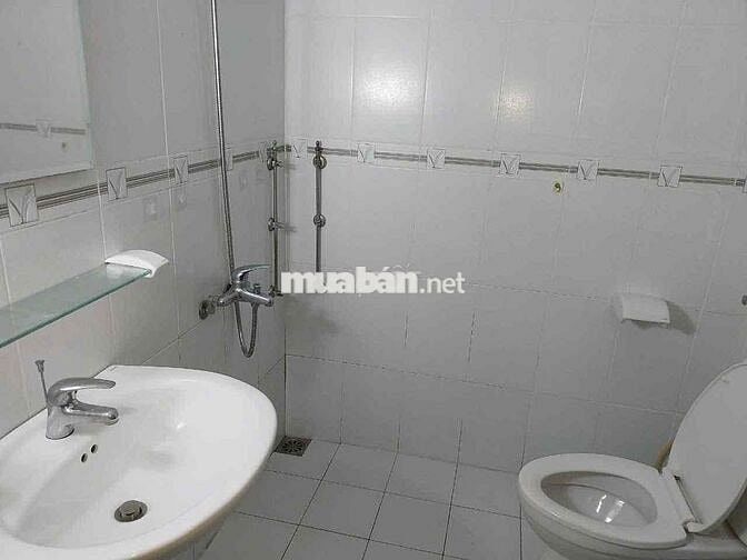 Ở Ghép 1PN Riêng Master - trong căn 2PN. Chung cư Hoàng Kim
