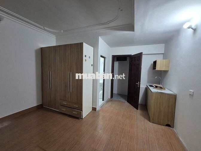 Cho thuê nhà đẹp, vừa mới xây, nội thất đầy đủ