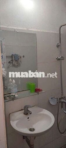 phòng trọ không chung chủ có điều hoà và bình nóng lạnh