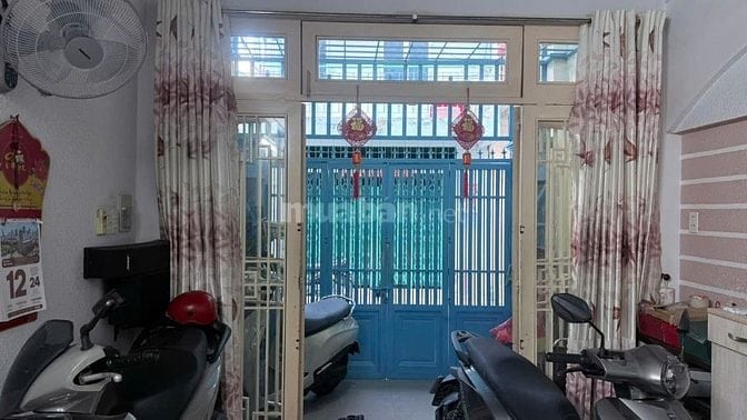 Nhà riêng 5PN, 6WC tại 124 Lê Thị Bạch Cát, bán 9 tỷ, 56m2 (CN 44,2m2)