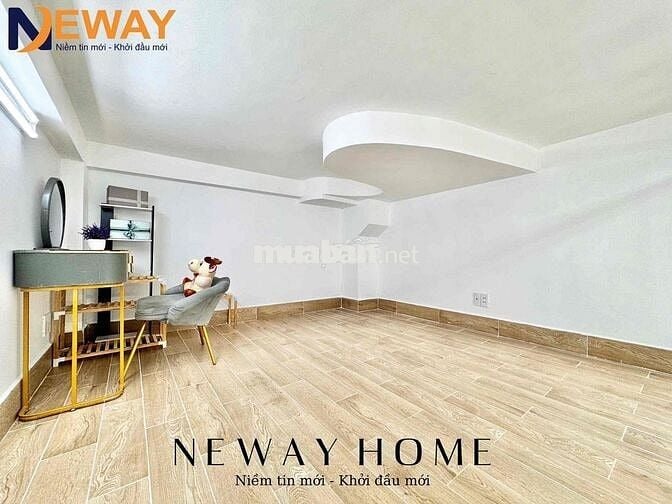 PHÒNG RỘNG NHƯ NHÀ NGUYÊN CĂN - NGAY NGÃ TƯ BỐN XÃ