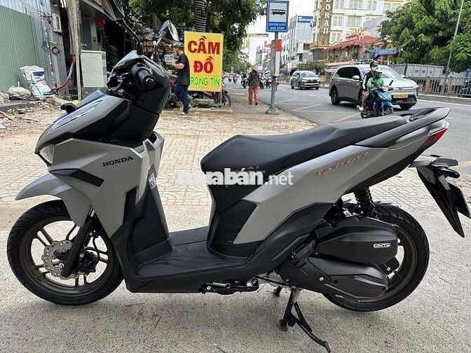 Honda Vario 125 Cao cấp Smartkey 2026 Xám 600km