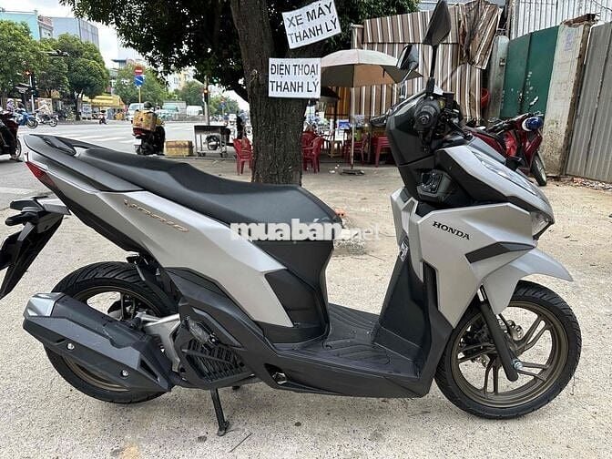 Honda Vario 125 Cao cấp Smartkey 2026 Xám 600km