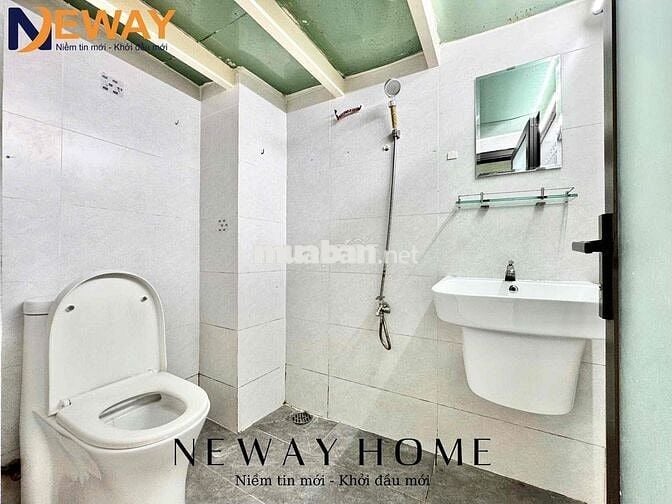 PHÒNG RỘNG NHƯ NHÀ NGUYÊN CĂN - NGAY NGÃ TƯ BỐN XÃ