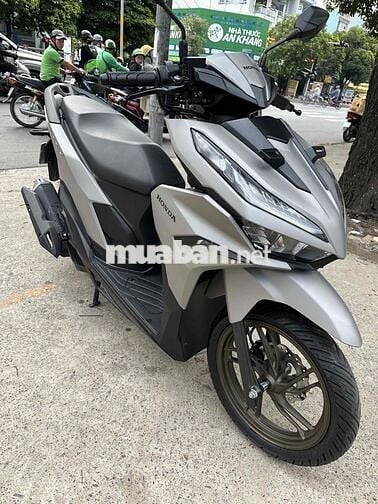 Honda Vario 125 Cao cấp Smartkey 2026 Xám 600km