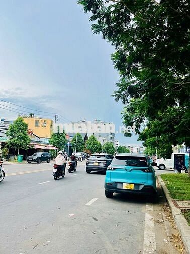 CHO THUÊ NHÀ MẶT TIỀN ĐƯỜNG TÂN THẮNG 4X20M 1L SUỐT NHÀ ĐẸP MỚI 