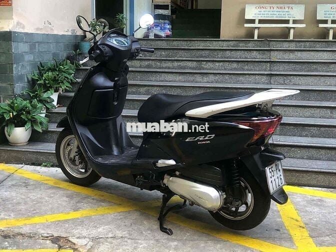 Honda Lead Fi Đen