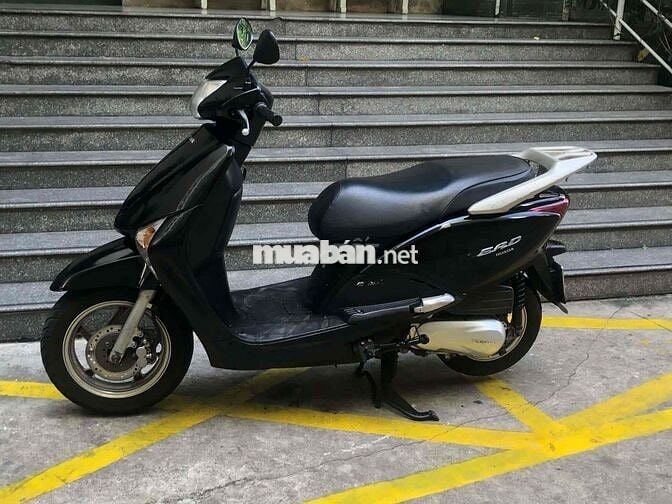 Honda Lead Fi Đen
