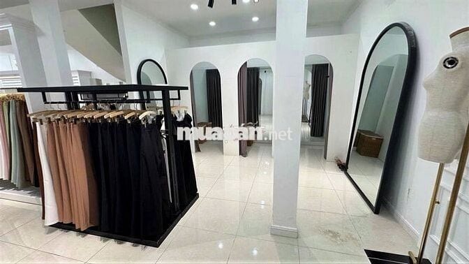 Hẻm đẹp 339 Lê Văn Sỹ Q3. Ngang 7m giá chỉ đầu 4x. Gọi em liền !!!!
