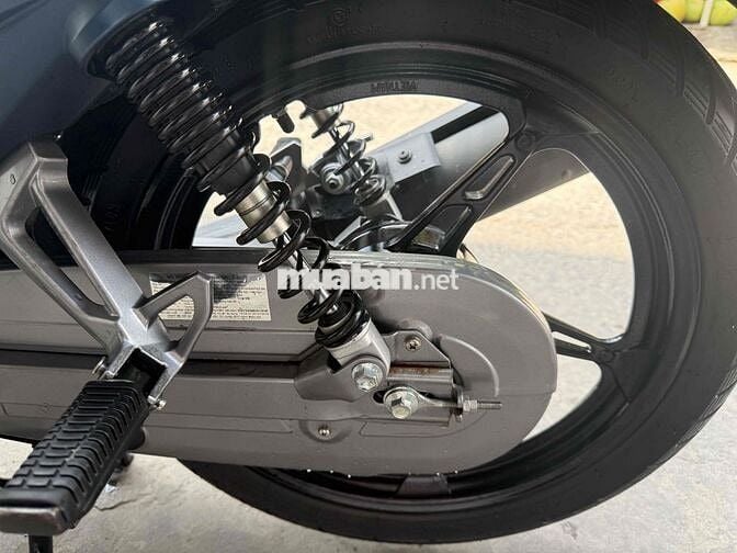 Yamaha Sirius RC 2024 Xám