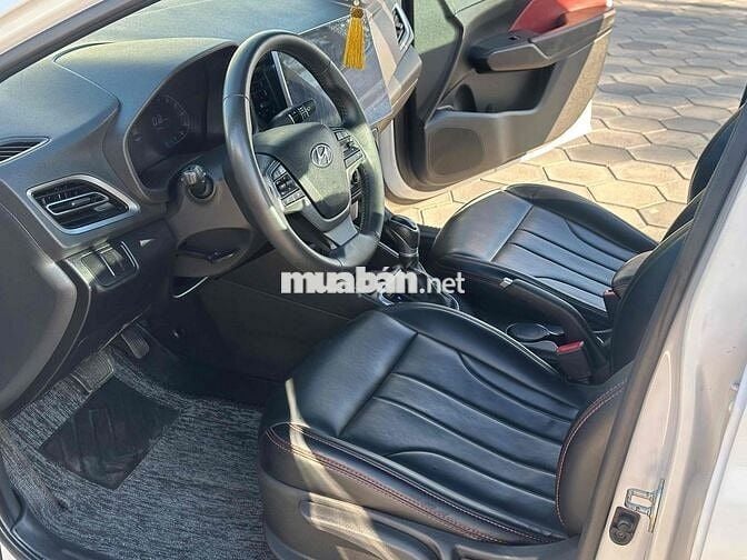 Hyundai Accent 2021 Tự động Trắng