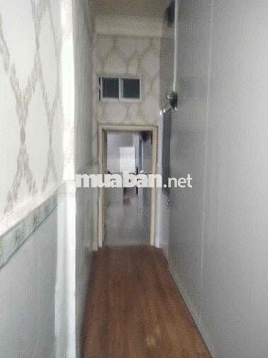 Cho thuê nhà MT đường Nguyên Hồng - trệt 1 gác, vị trí sầm uất